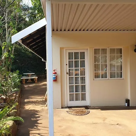 Bavarian Getaway Kloof Exterior photo